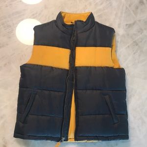 Boy’s Gymboree vest puffer jacket w/ zipper